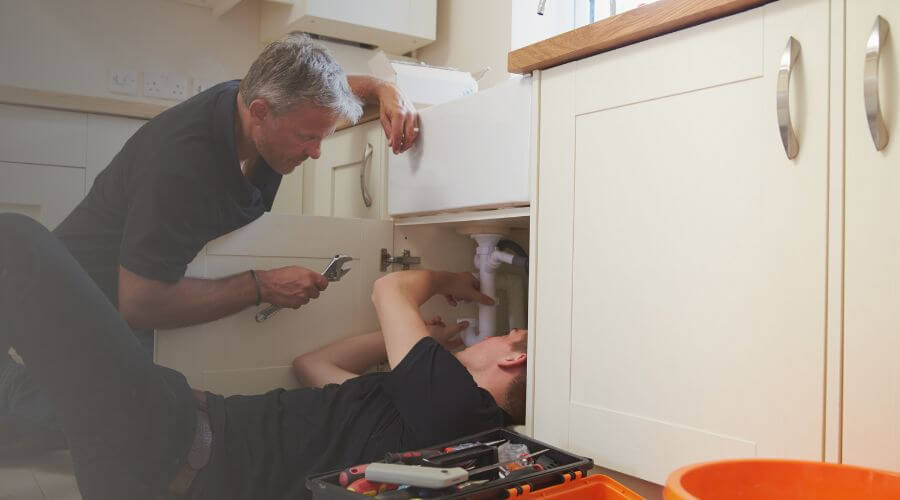 Professional burst pipe repair services in Batesville, TX